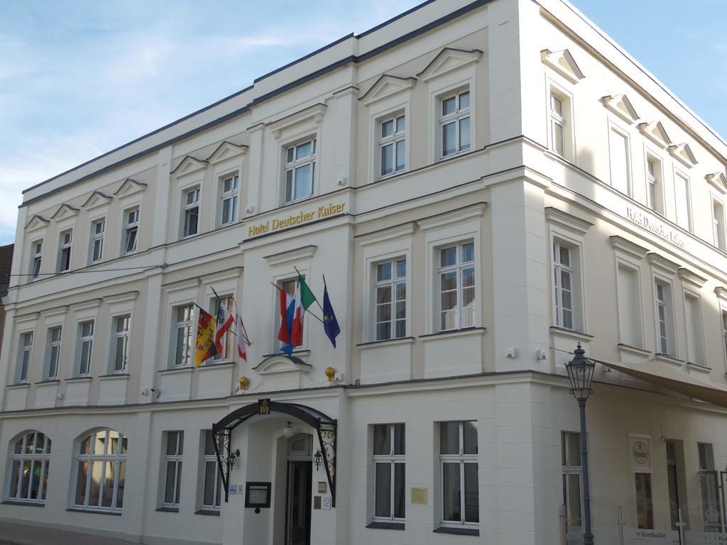 Hotel & Restaurant "Deutscher Kaiser" Perleberg Rom bilde