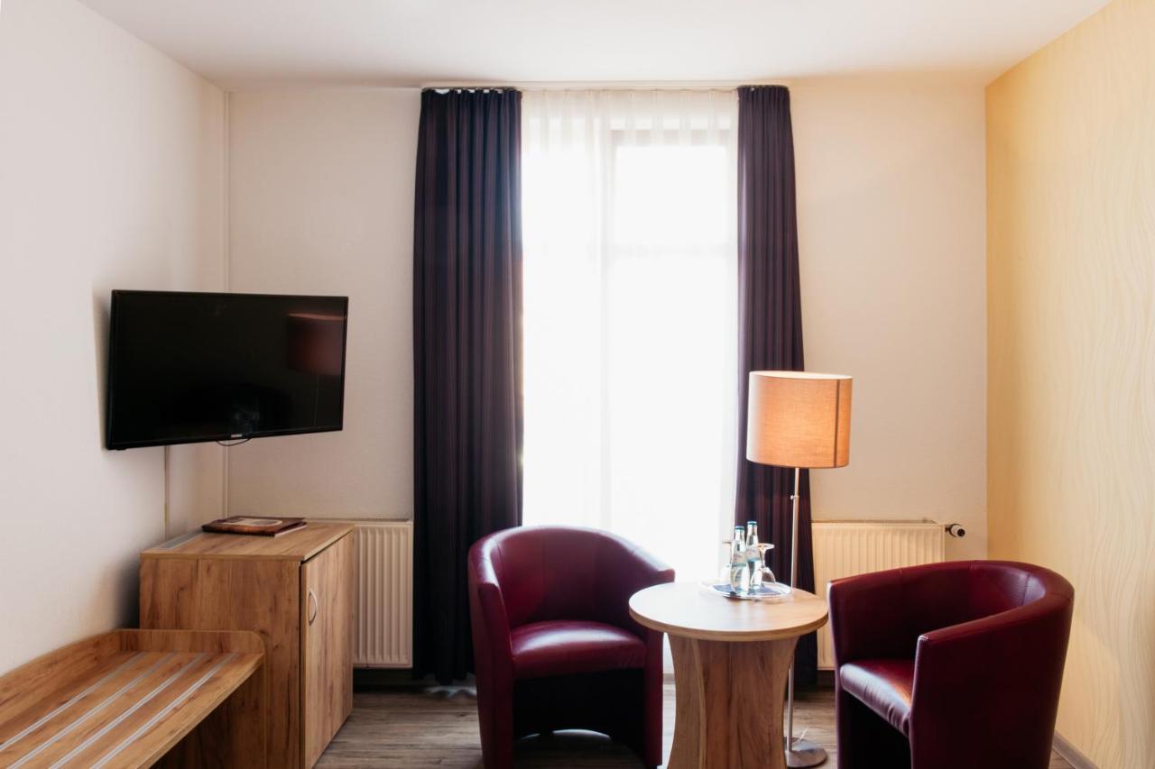 Hotel & Restaurant "Deutscher Kaiser" Perleberg Eksteriør bilde